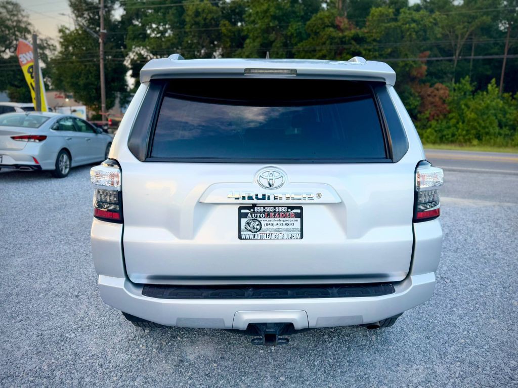2018 Toyota 4Runner Image 3
