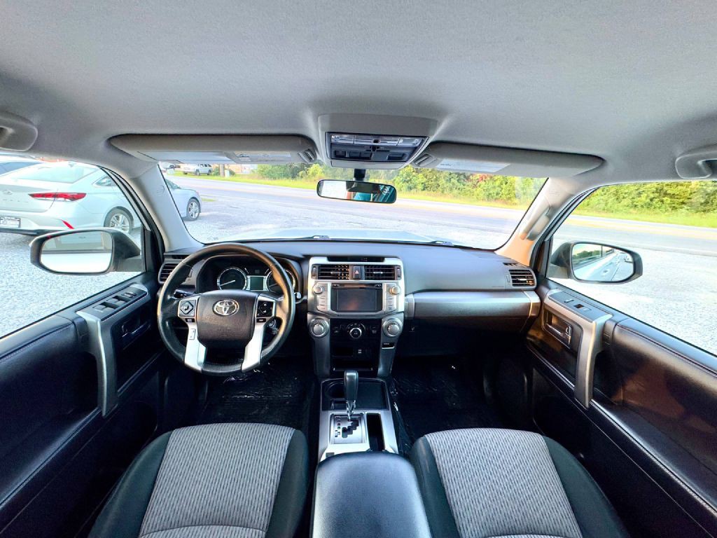 2018 Toyota 4Runner Image 11