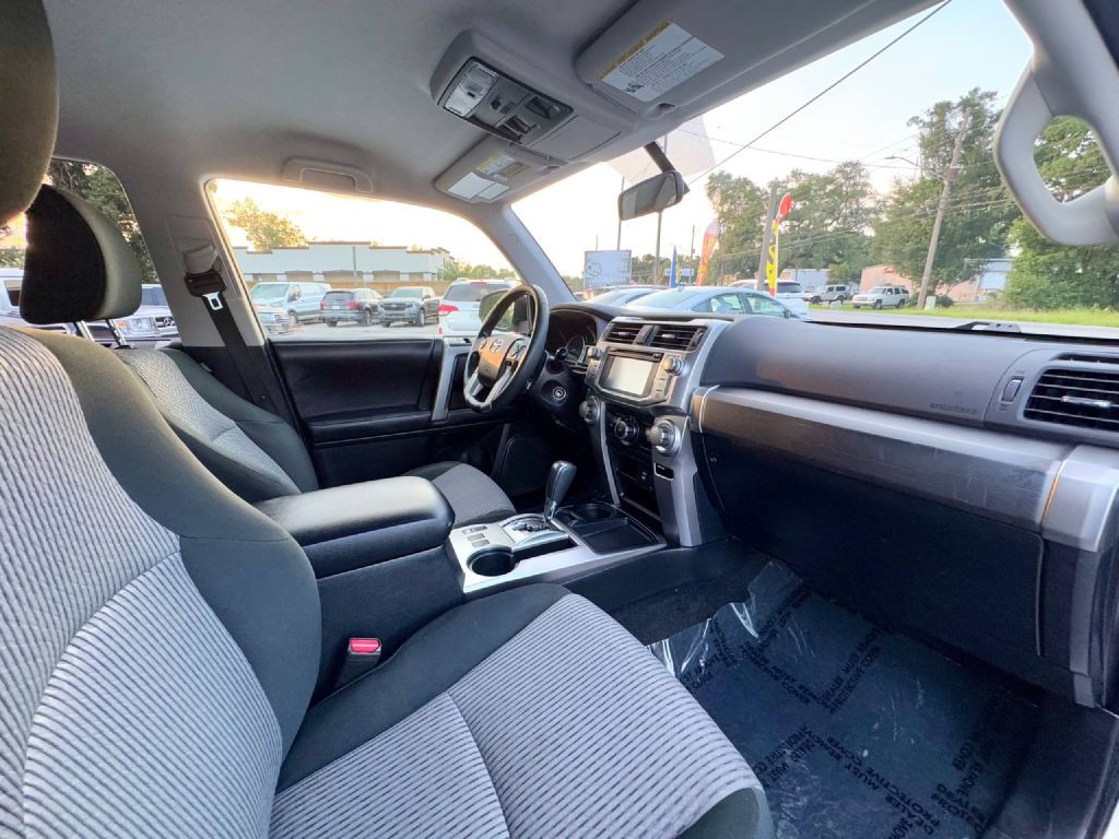 2018 Toyota 4Runner Image 13