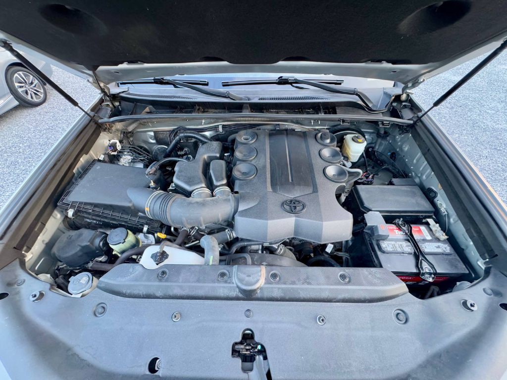 2018 Toyota 4Runner Image 14