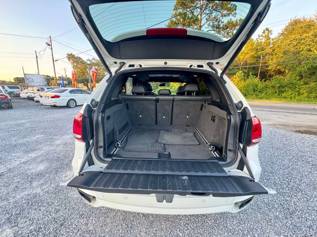 2017 BMW X5 Image 12