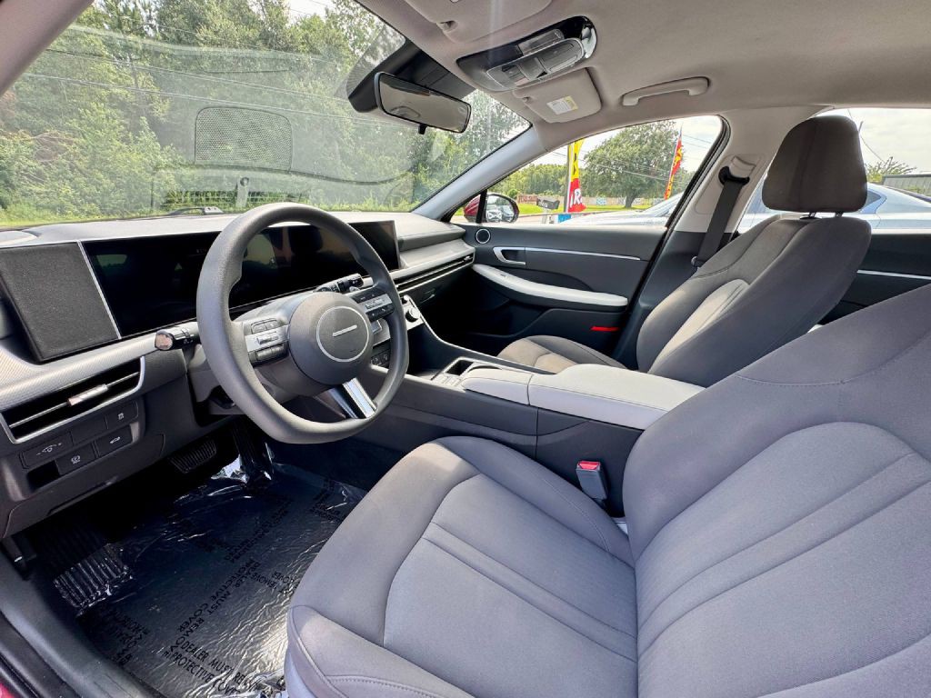 2025 Hyundai Sonata Image 9