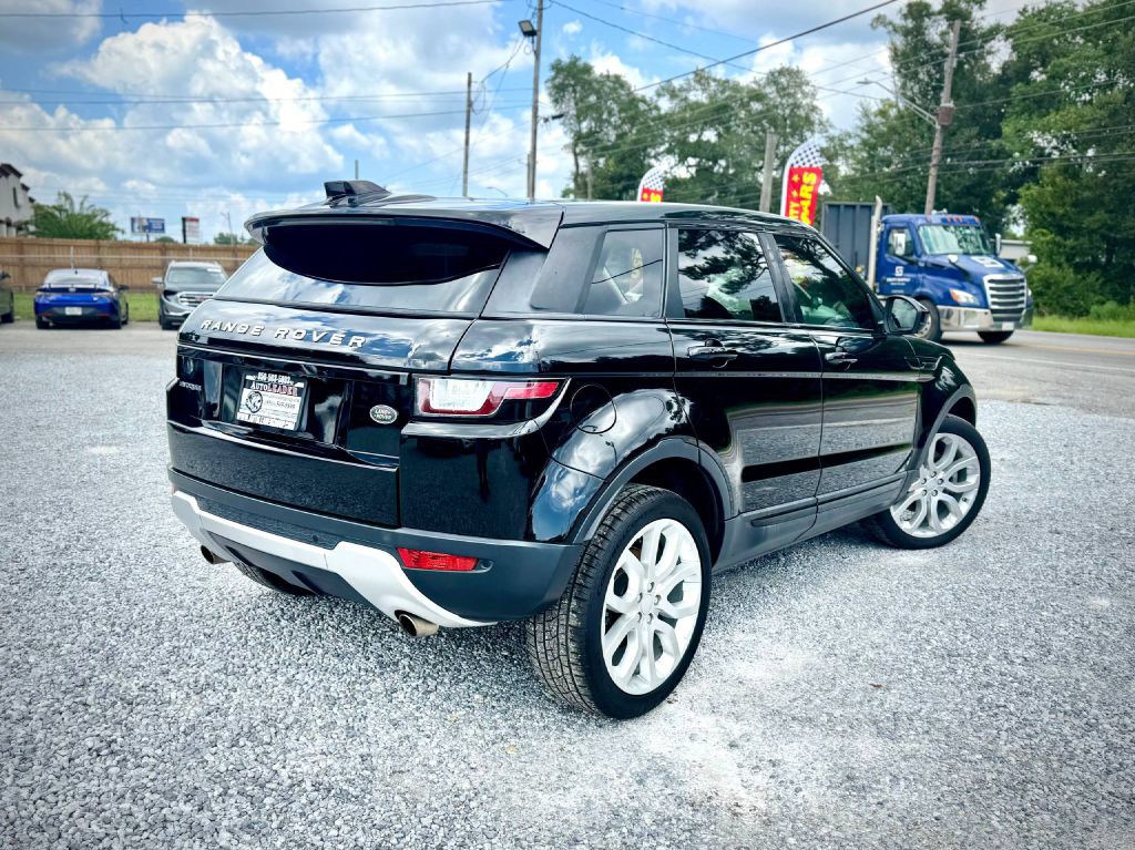 2019 Land Rover Range Rover Evoque Image 4