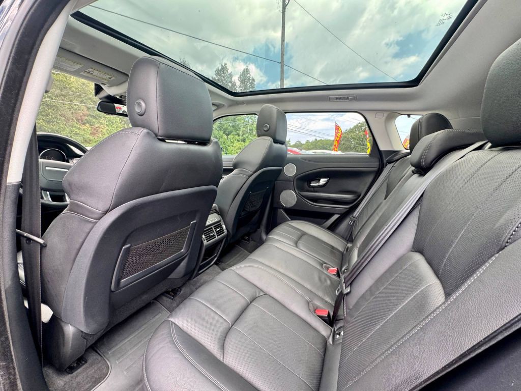 2019 Land Rover Range Rover Evoque Image 9