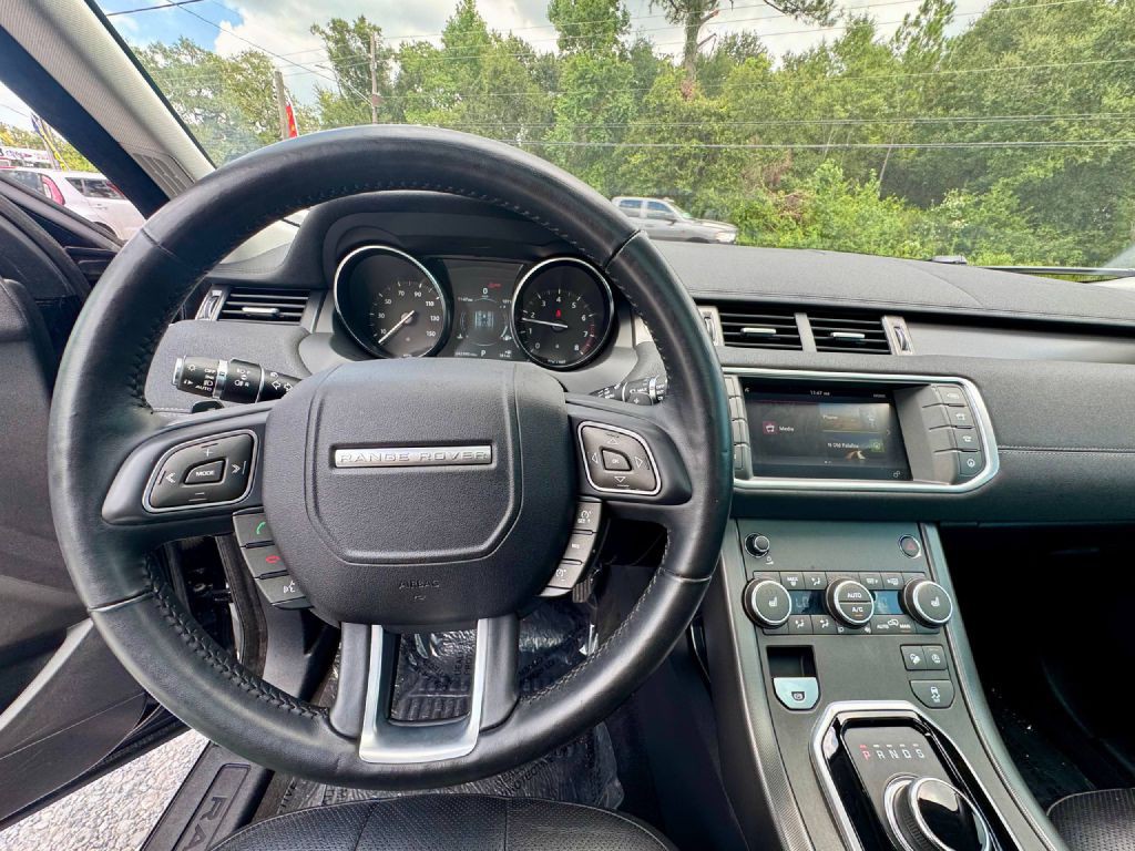 2019 Land Rover Range Rover Evoque Image 14