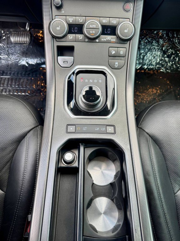 2019 Land Rover Range Rover Evoque Image 16