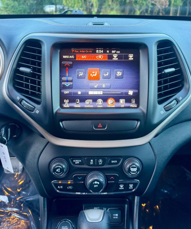 2016 Jeep Cherokee Image 15