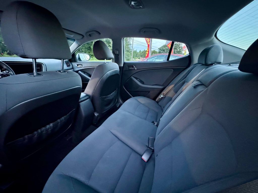 2015 Kia Optima Image 9