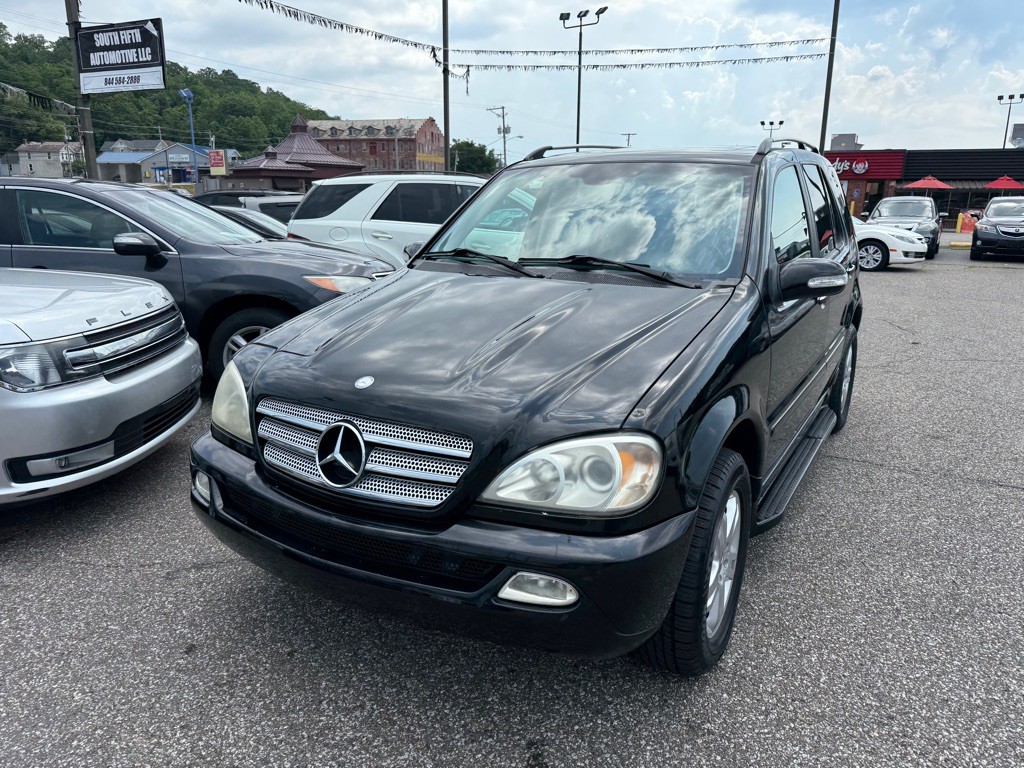 2005 Mercedes-Benz M-Class Image 3