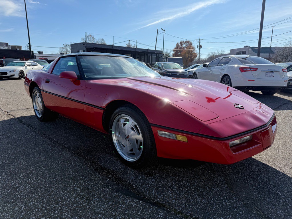1985 Chevrolet Corvette Image 4