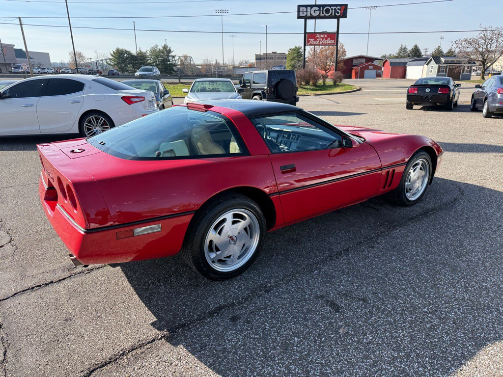 1985 Chevrolet Corvette Image 6