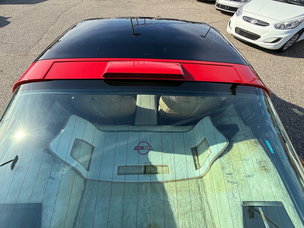 1985 Chevrolet Corvette Image 18