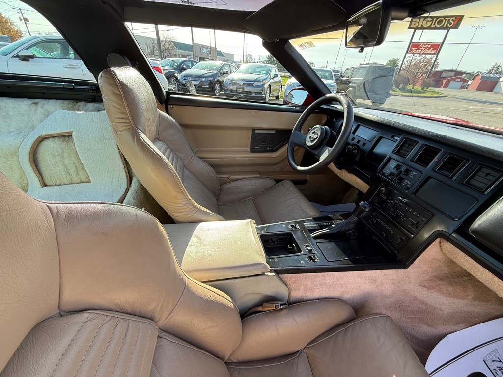 1985 Chevrolet Corvette Image 33