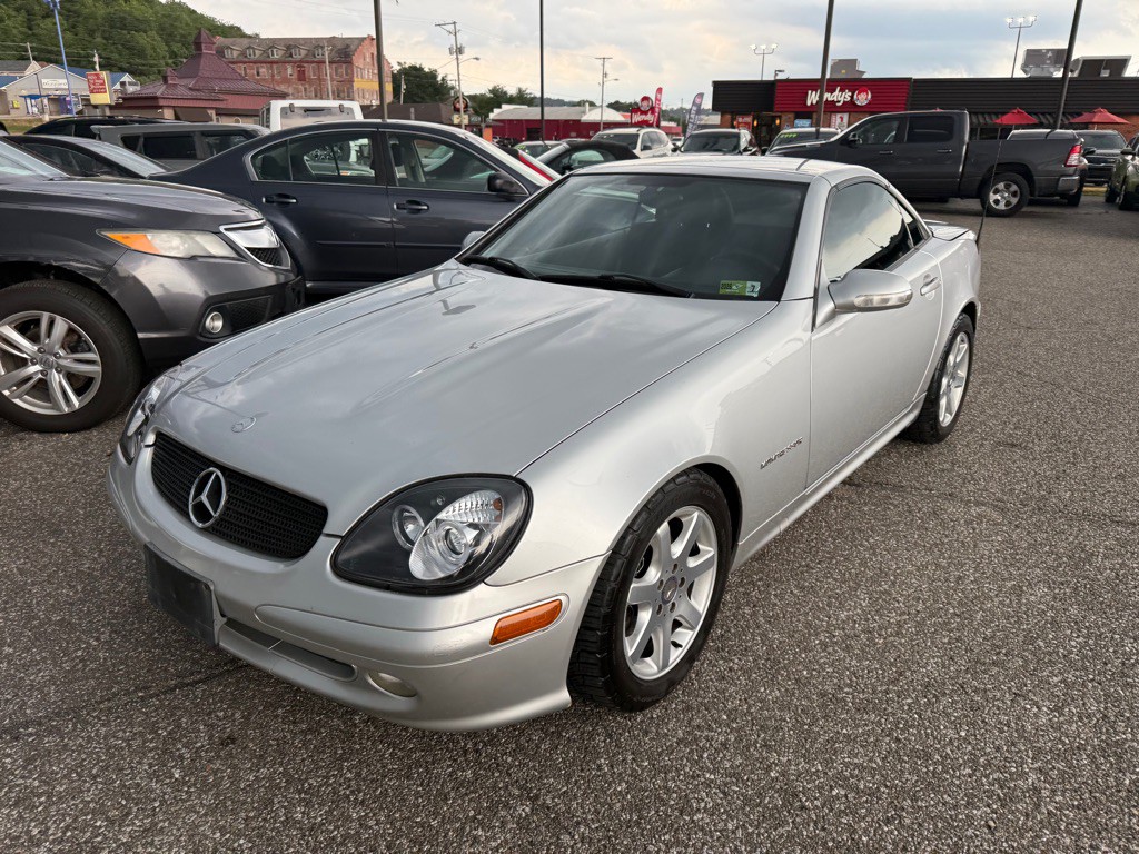 2001 Mercedes-Benz SLK-Class Image 4