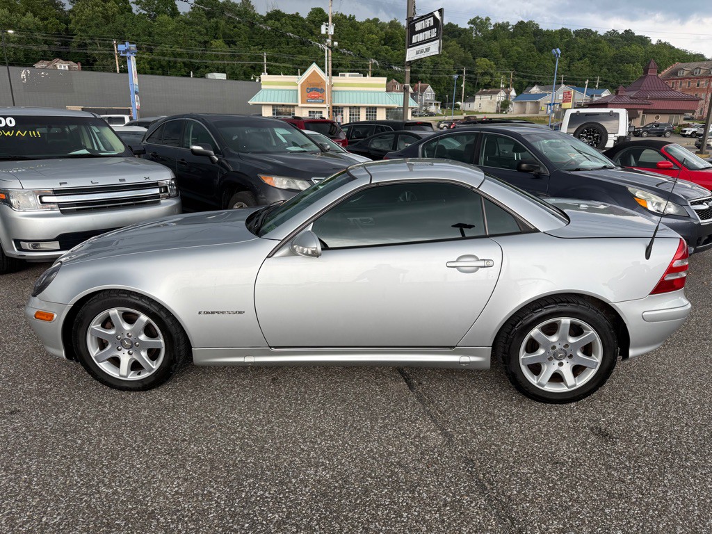 2001 Mercedes-Benz SLK-Class Image 12