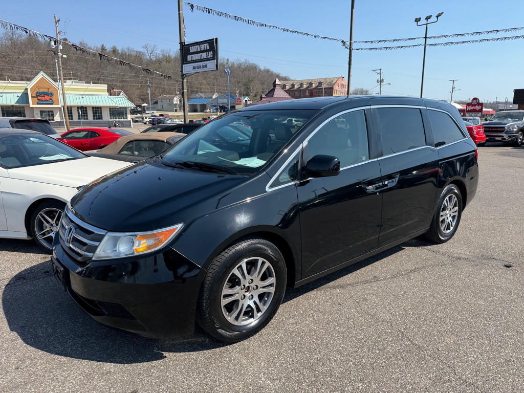 2012 Honda Odyssey Image 2