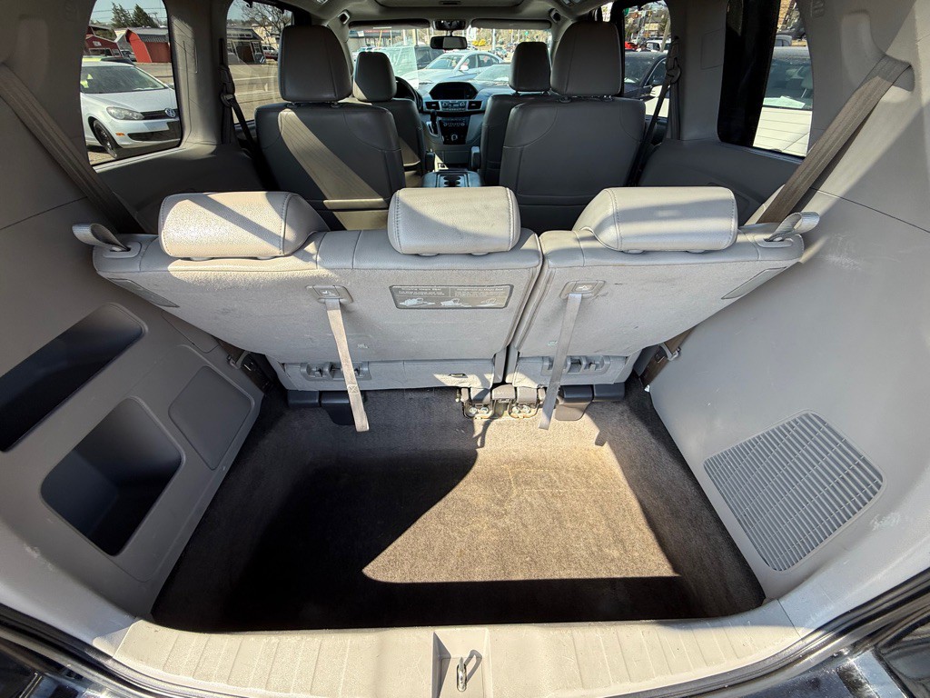 2012 Honda Odyssey Image 19