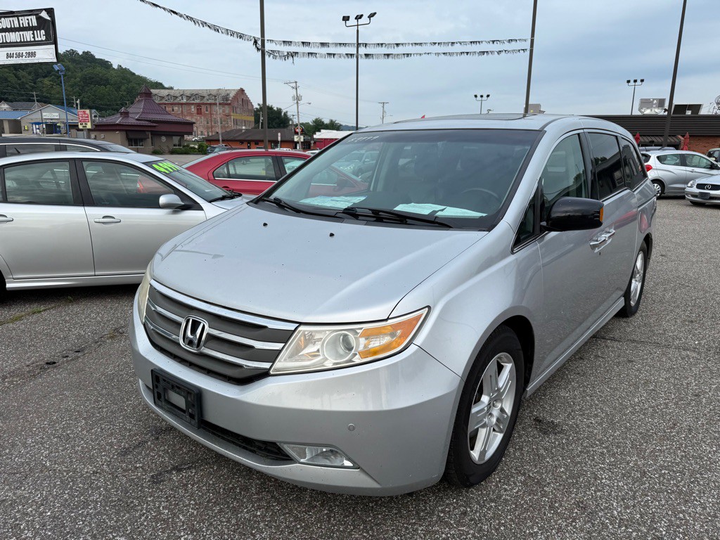 2011 Honda Odyssey Image 4