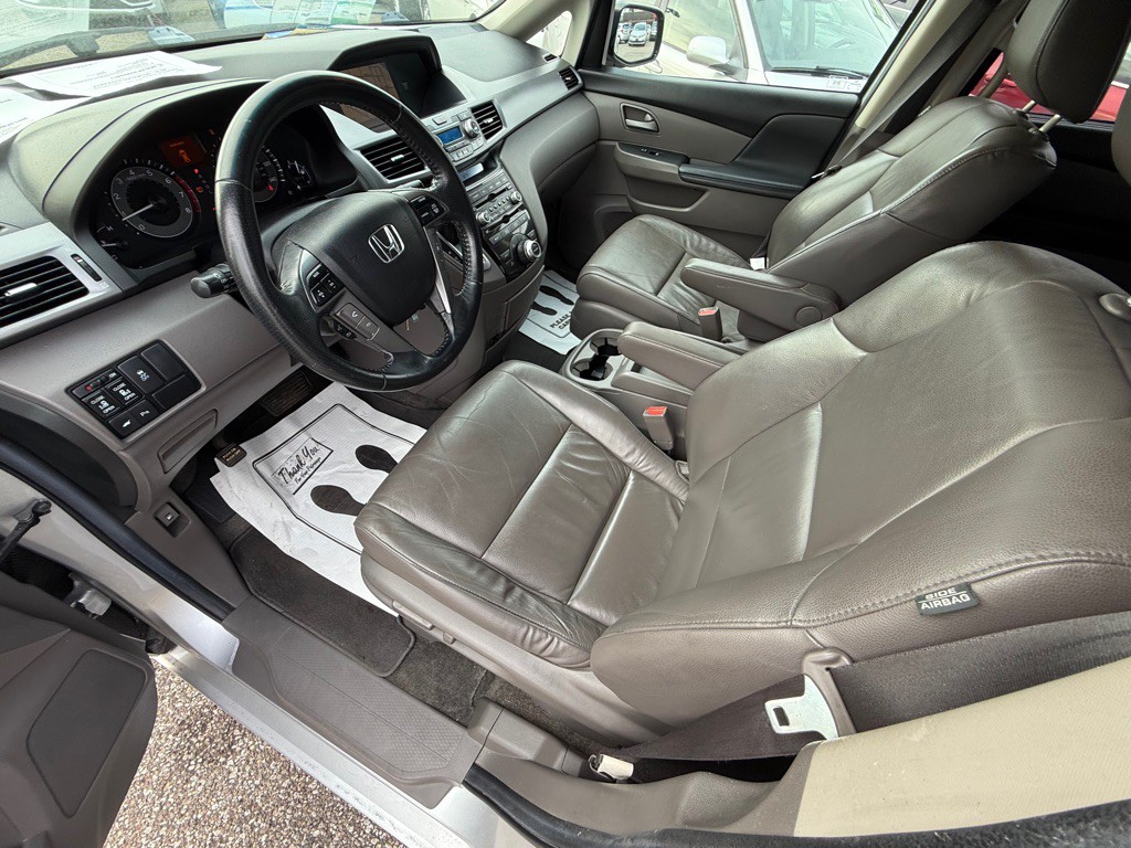 2011 Honda Odyssey Image 15