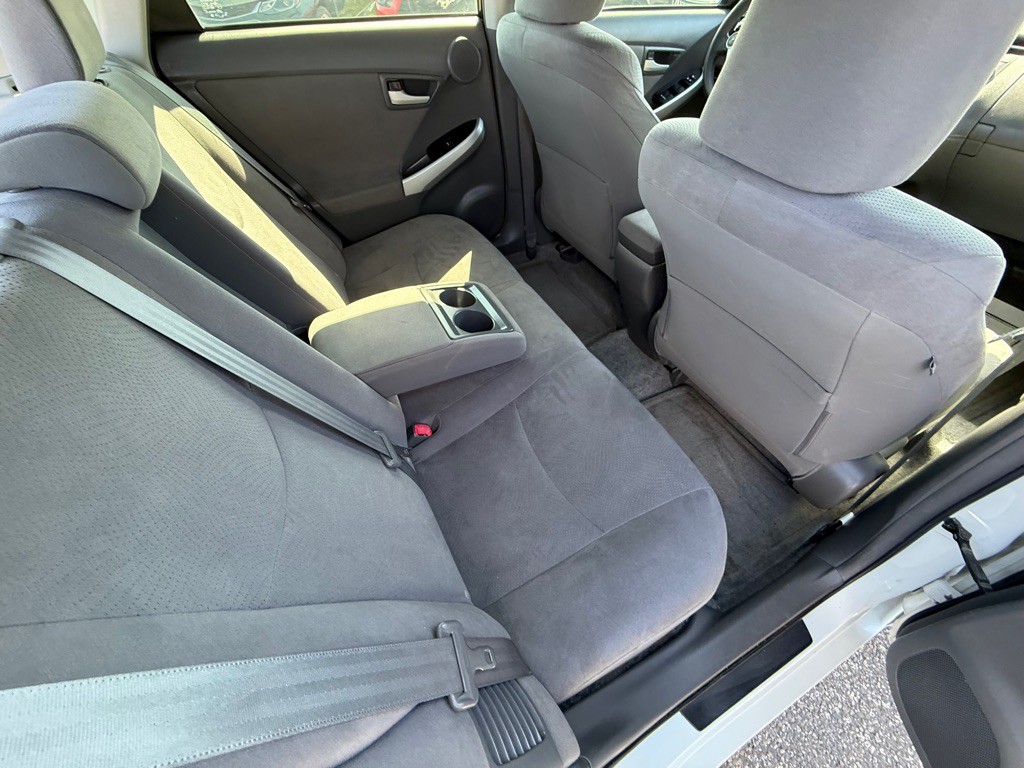 2010 Toyota Prius Image 17
