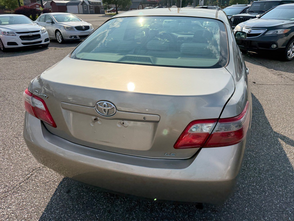 2007 Toyota Camry Image 8
