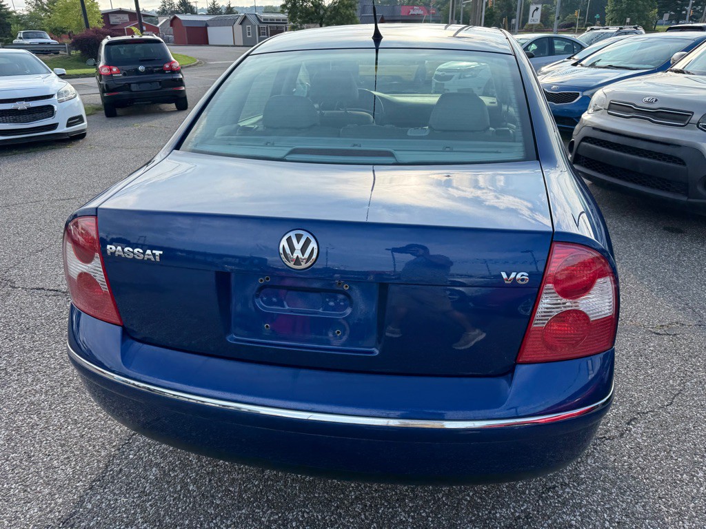2002 Volkswagen Passat Image 9