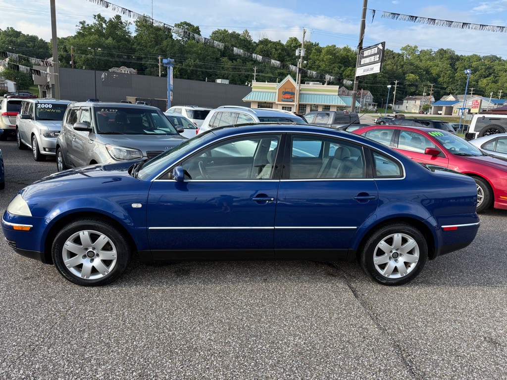 2002 Volkswagen Passat Image 12