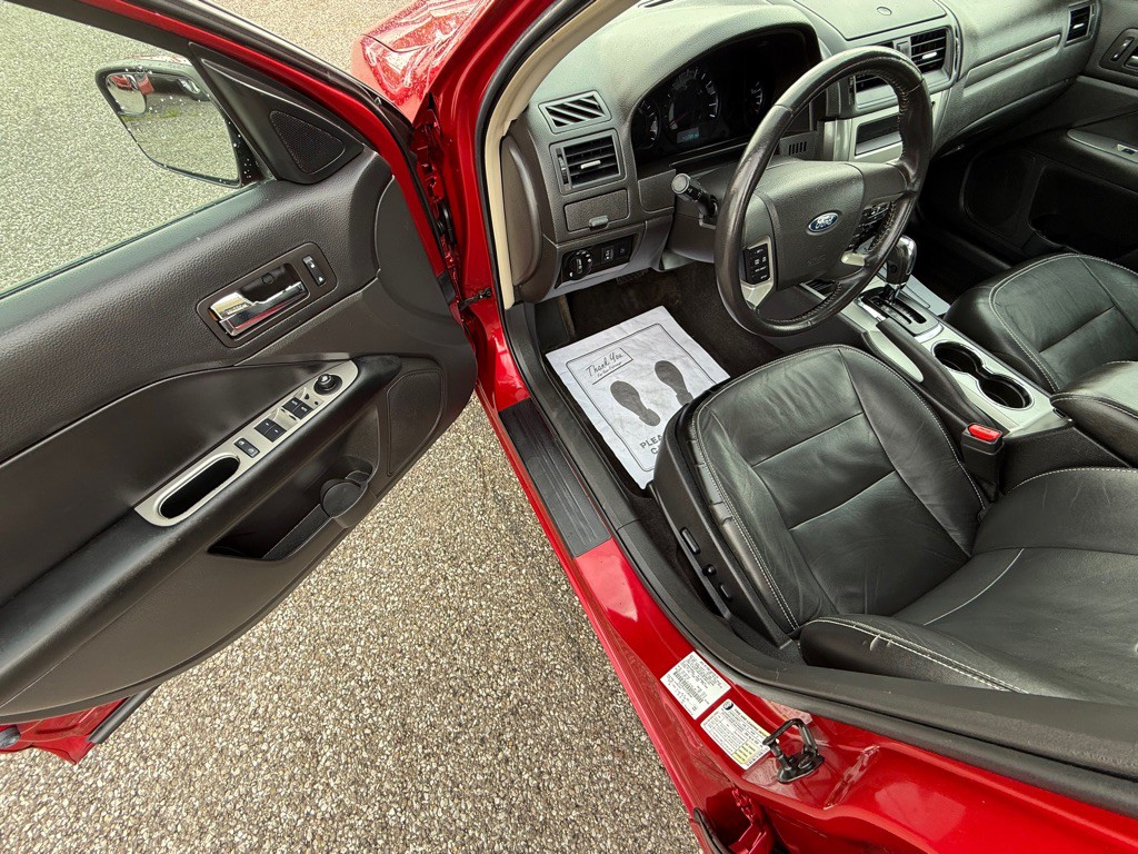 2012 Ford Fusion Image 16