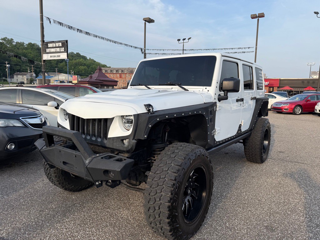 2014 Jeep Wrangler Unlimited Image 2