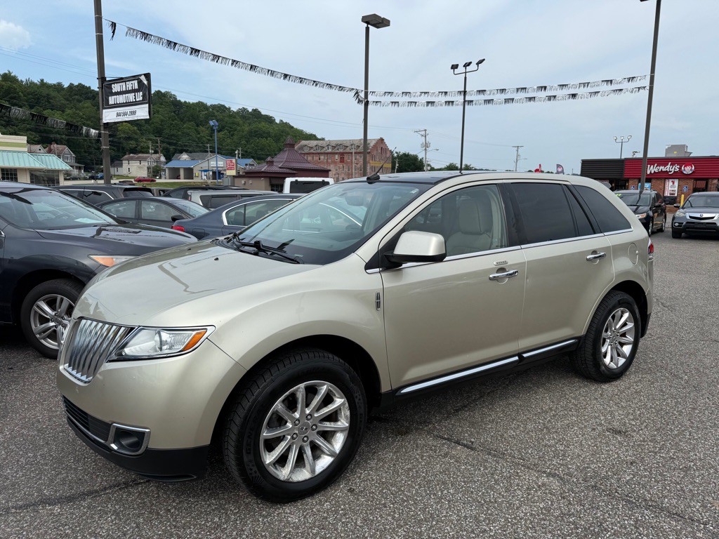 2011 Lincoln MKX Image 1