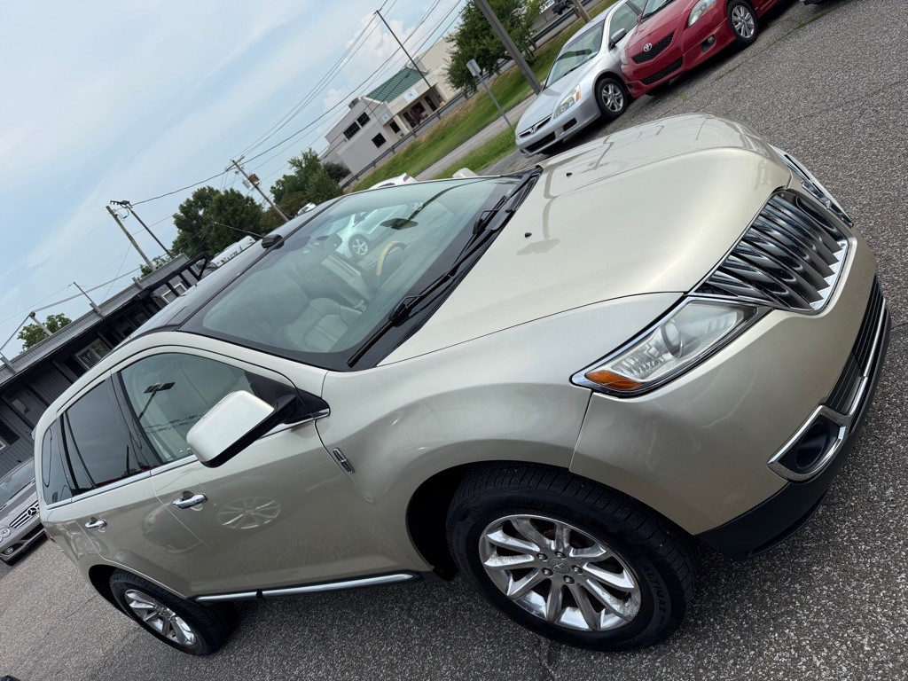 2011 Lincoln MKX Image 5