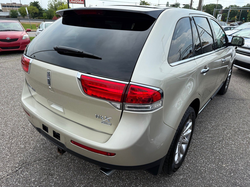 2011 Lincoln MKX Image 6