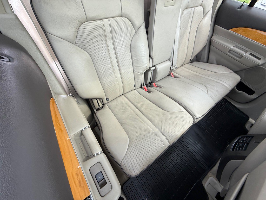 2011 Lincoln MKX Image 18