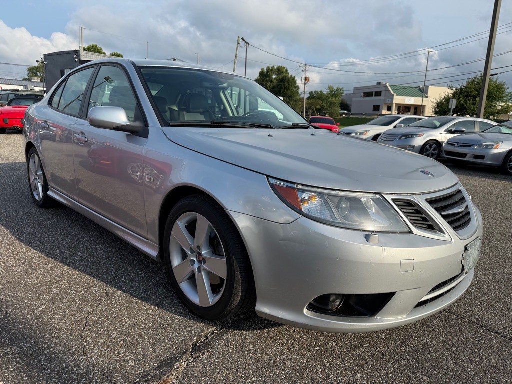 2011 Saab 9-3 Image 5
