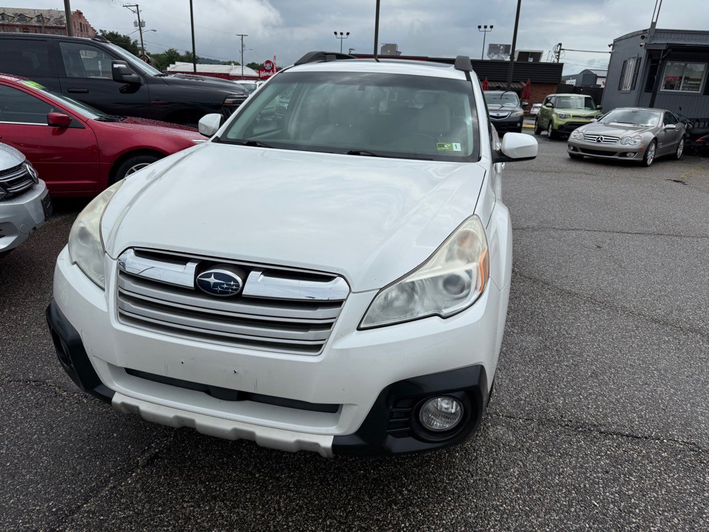 2014 Subaru Outback Image 4