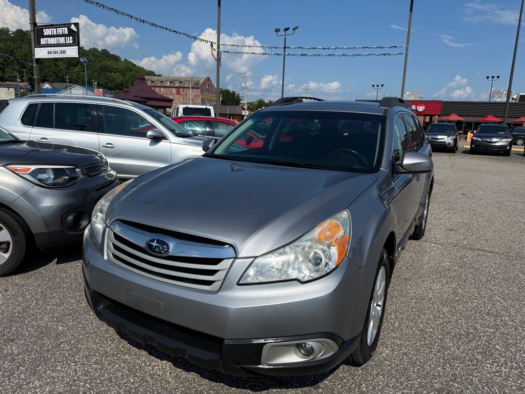 2010 Subaru Outback Image 4
