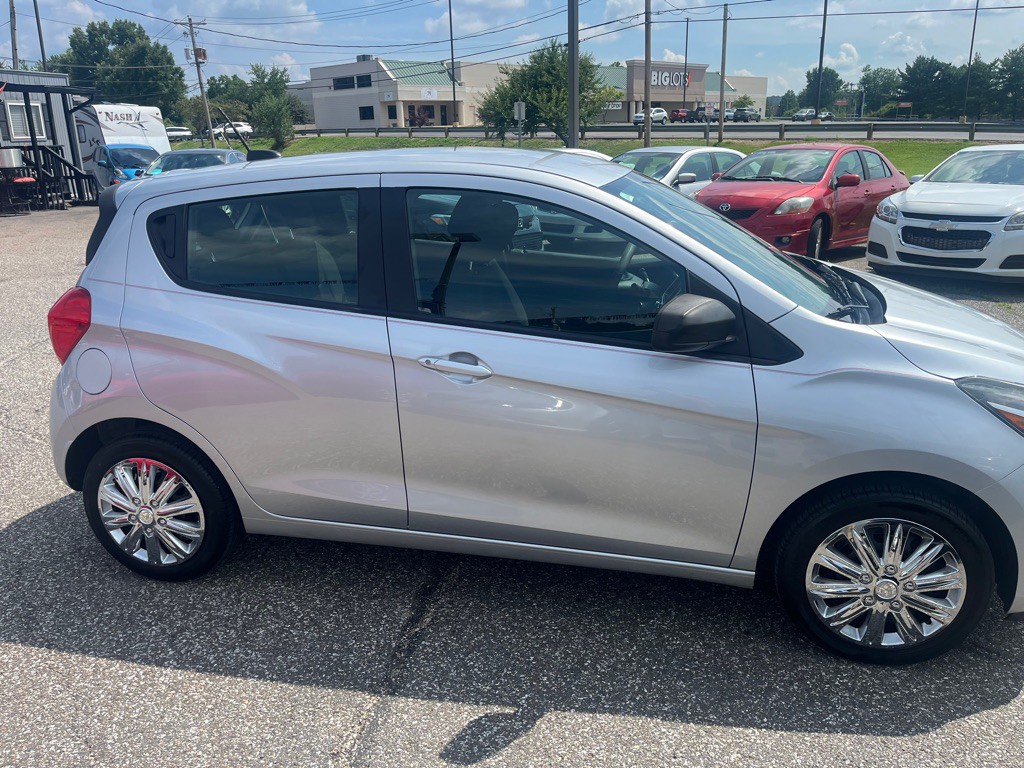 2016 Chevrolet Spark Image 4