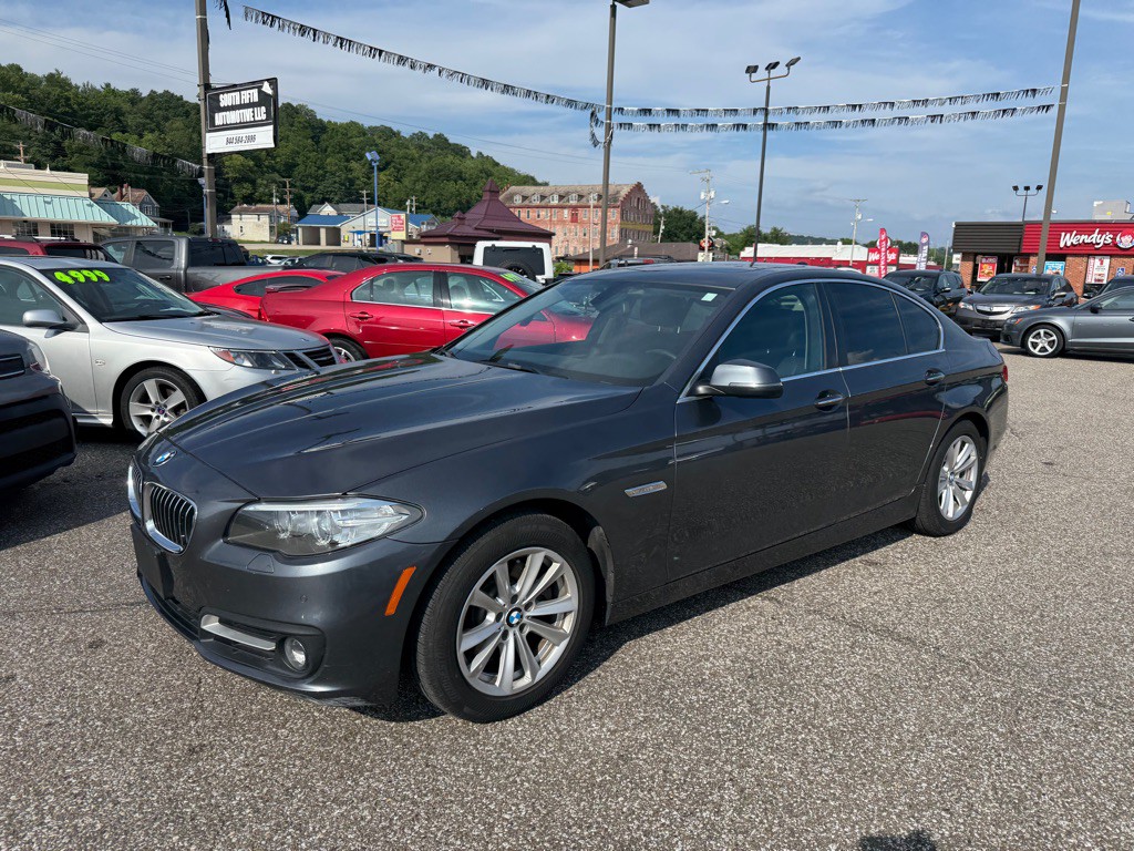 2015 BMW 5 Series Image 2