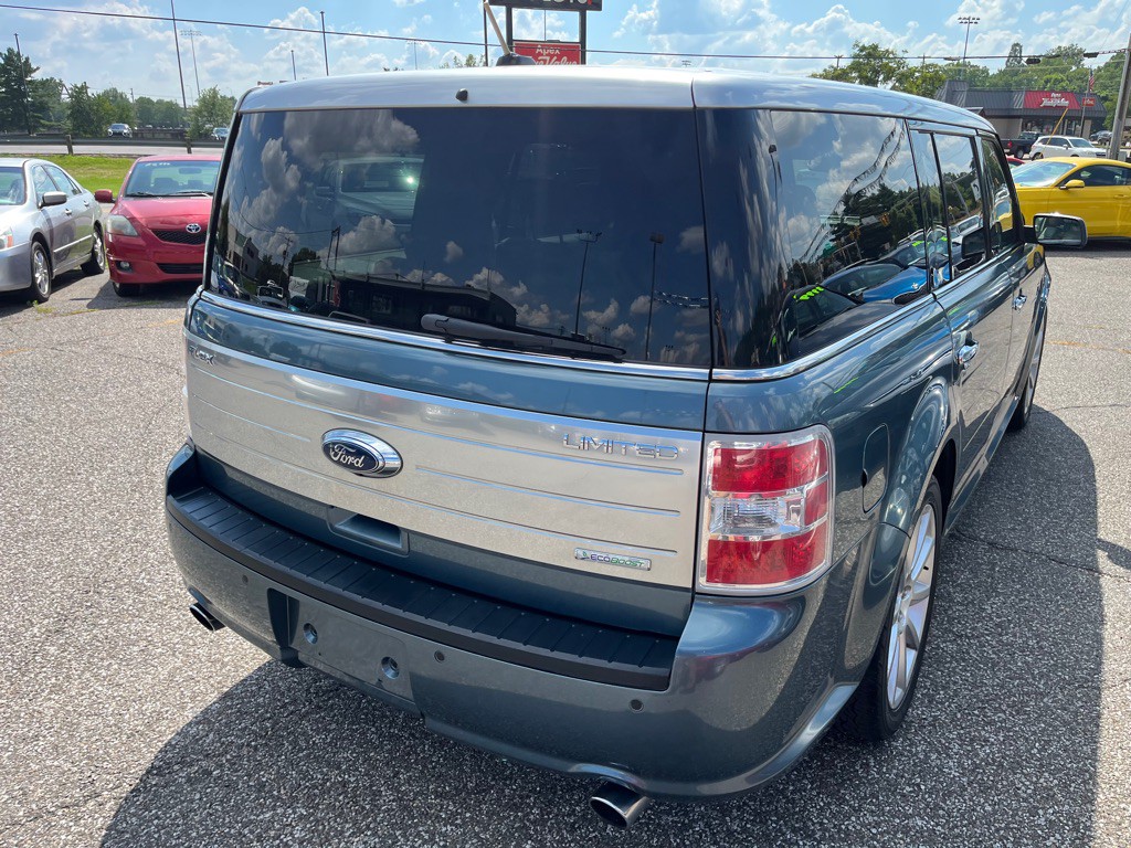 2010 Ford Flex Image 7