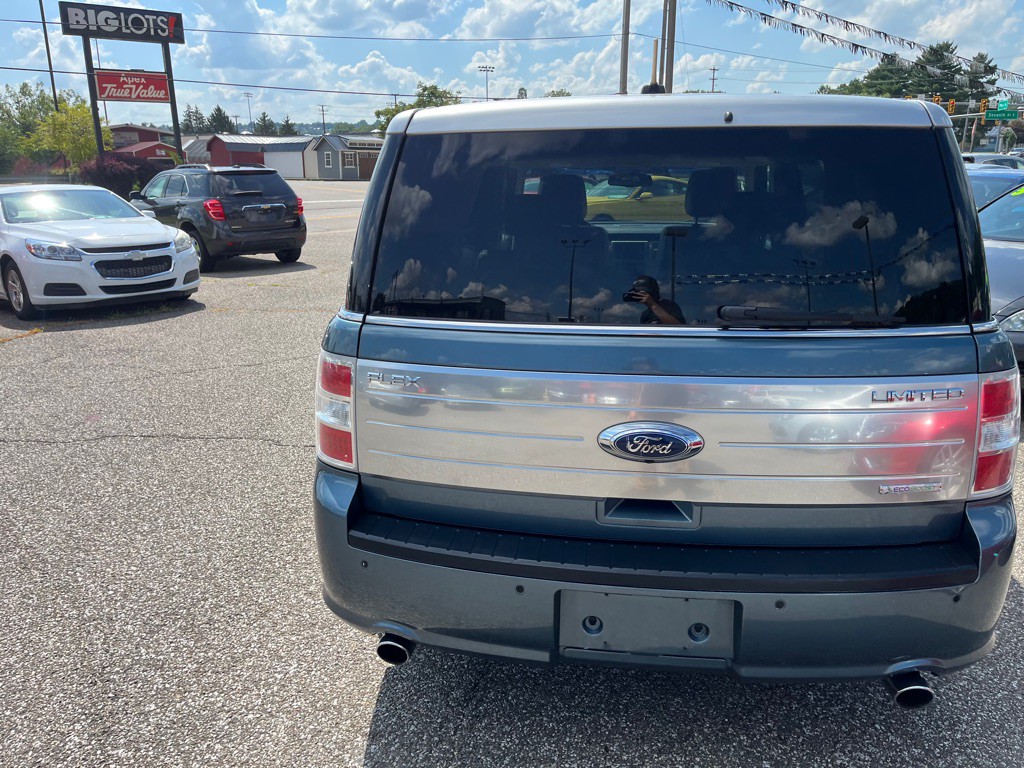 2010 Ford Flex Image 8