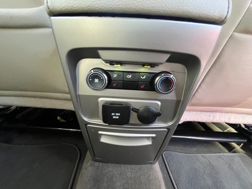 2010 Ford Flex Image 20