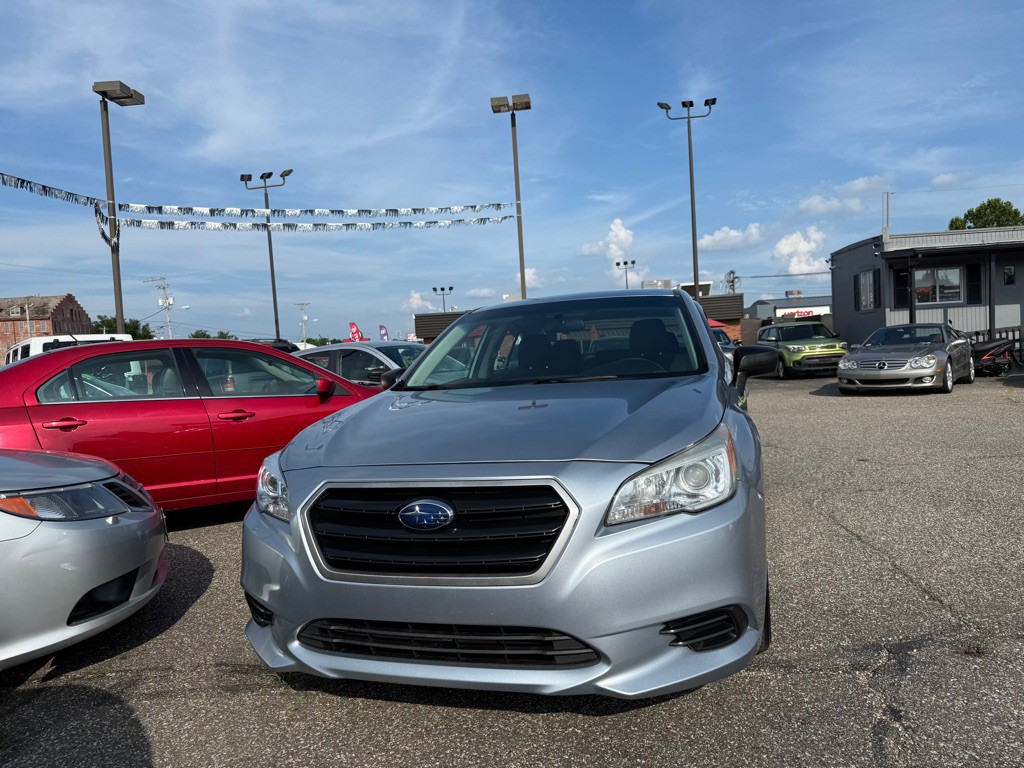 2017 Subaru Legacy Image 4