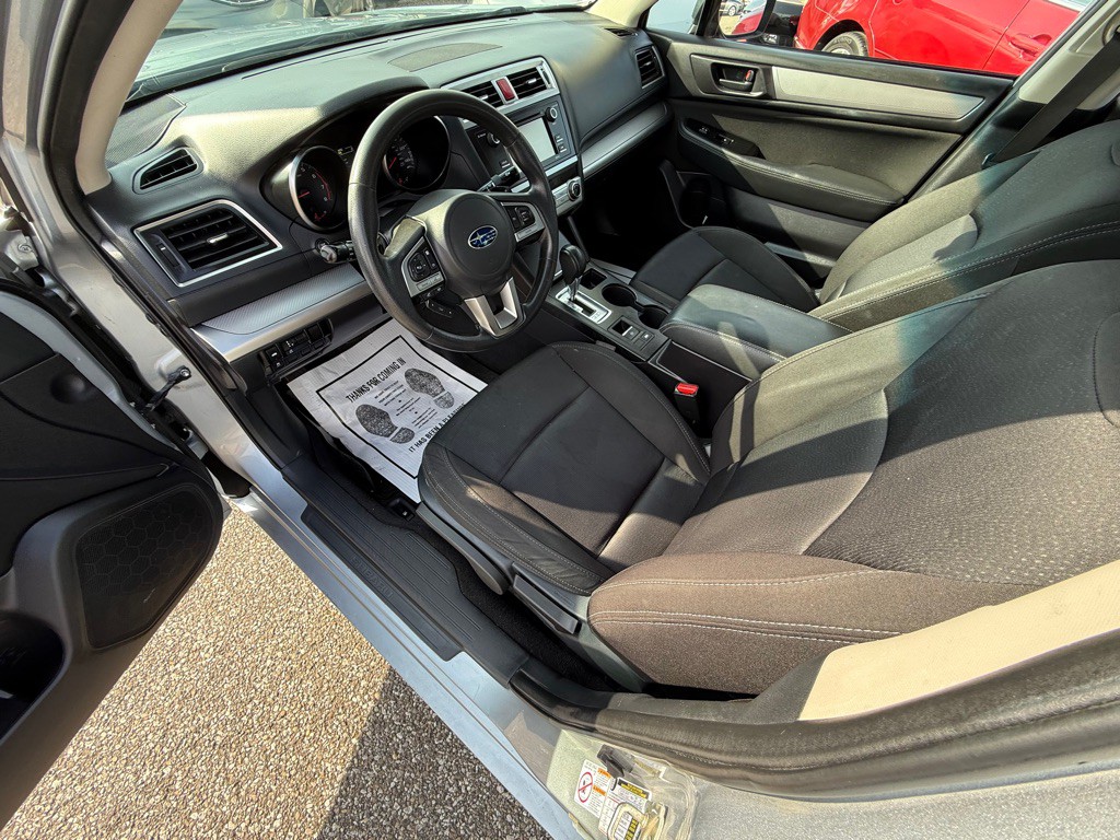 2017 Subaru Legacy Image 14