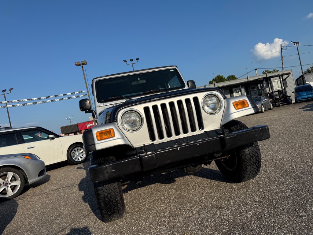2004 Jeep Wrangler Image 4