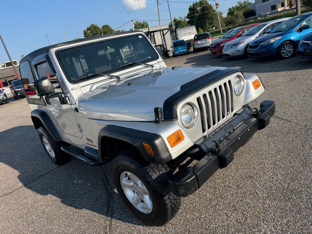 2004 Jeep Wrangler Image 5