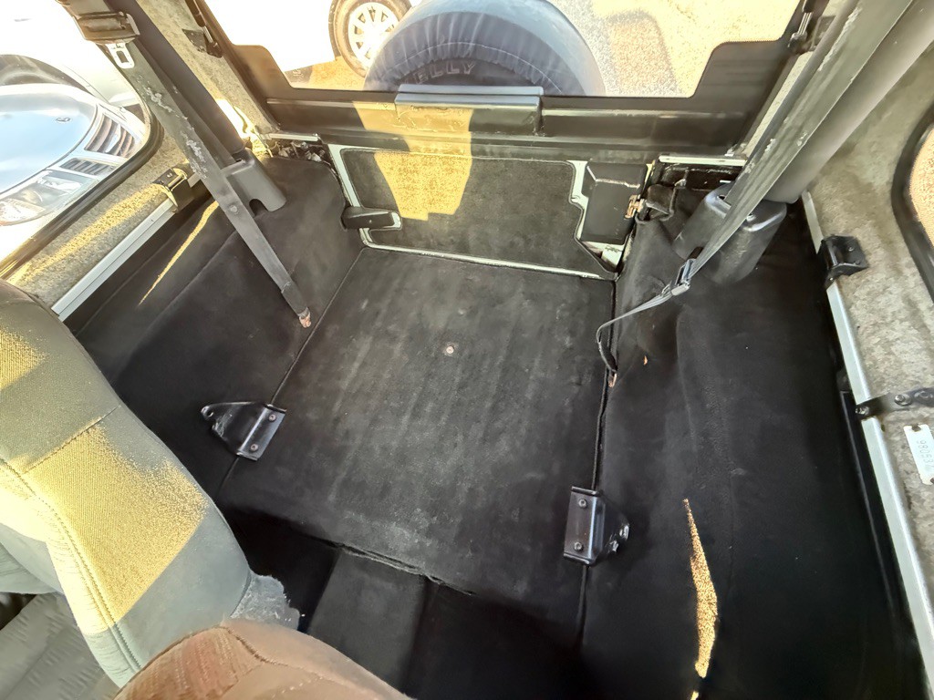 2004 Jeep Wrangler Image 13