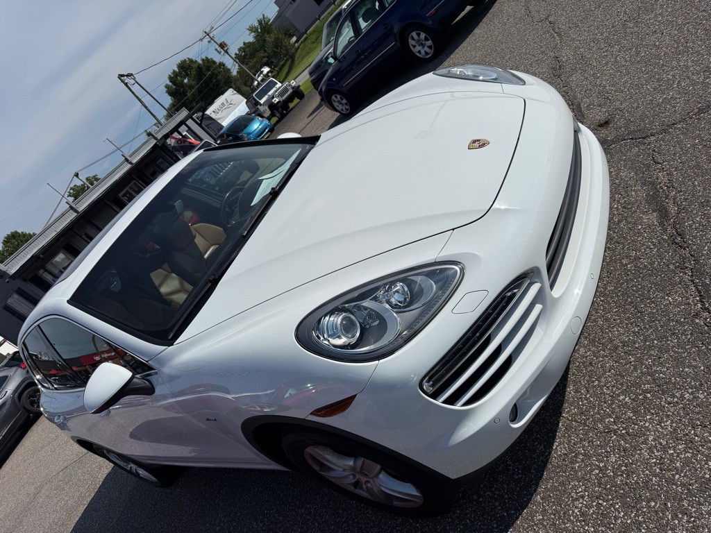 2013 Porsche Cayenne Image 5