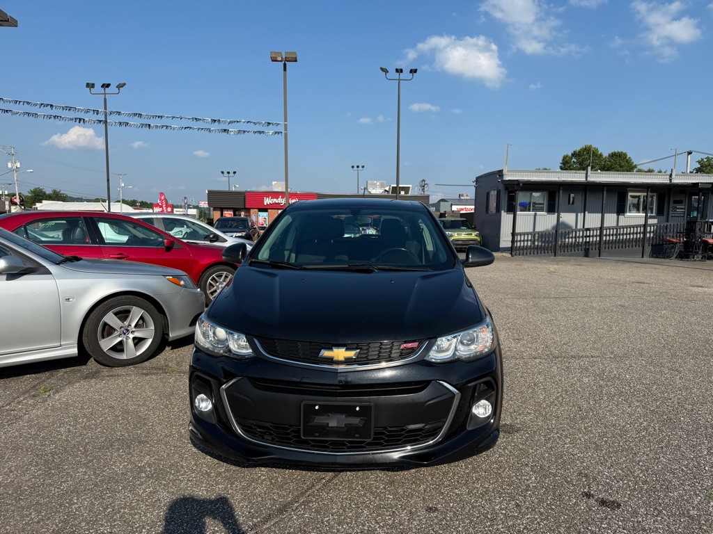2017 Chevrolet Sonic Image 5