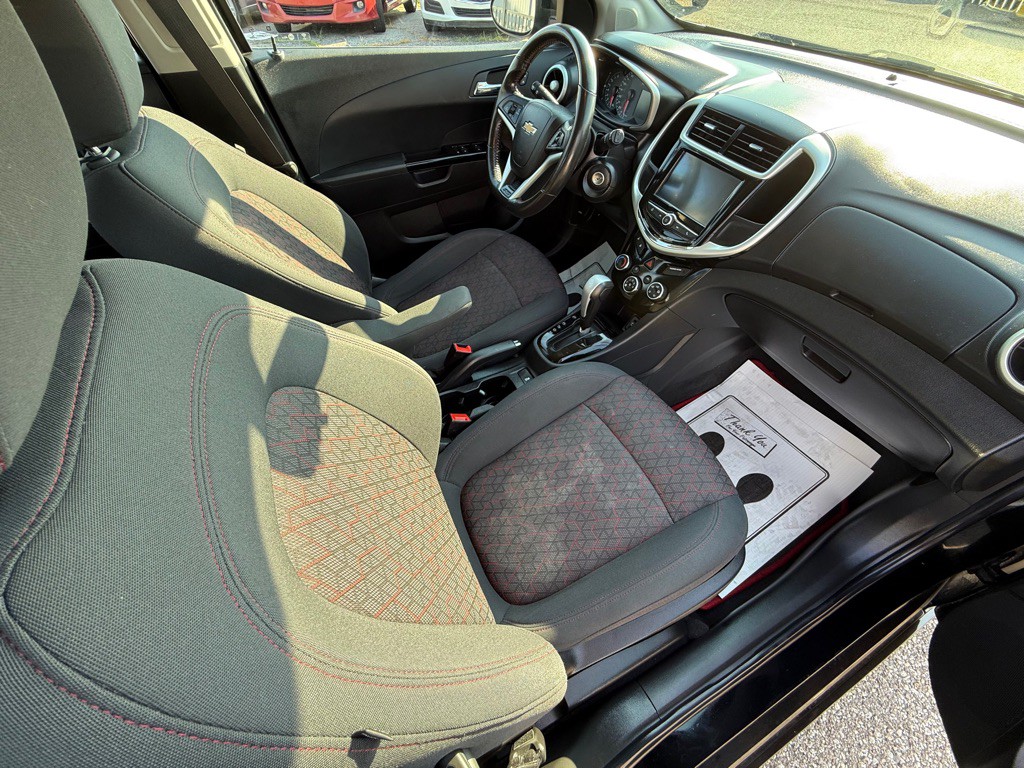 2017 Chevrolet Sonic Image 19