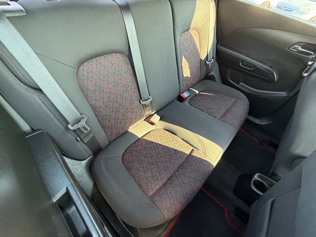 2017 Chevrolet Sonic Image 21